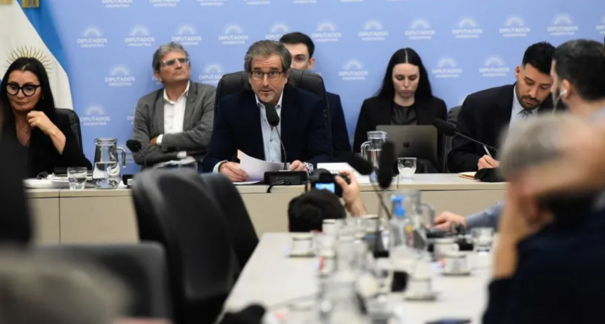 DIPUTADOS: EL OFICIALISMO LOGRÓ DICTAMEN DE MAYORÍA PARA EL PRESUPUESTO 2026