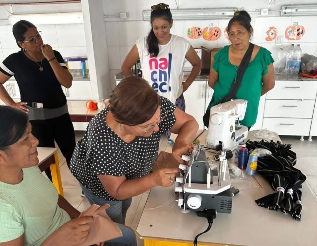 CAPACITACIÓN LABORAL PARA MUJERES: TALLER DE COSTURA Y TEJIDOS EN VILLA RÍO BERMEJITO