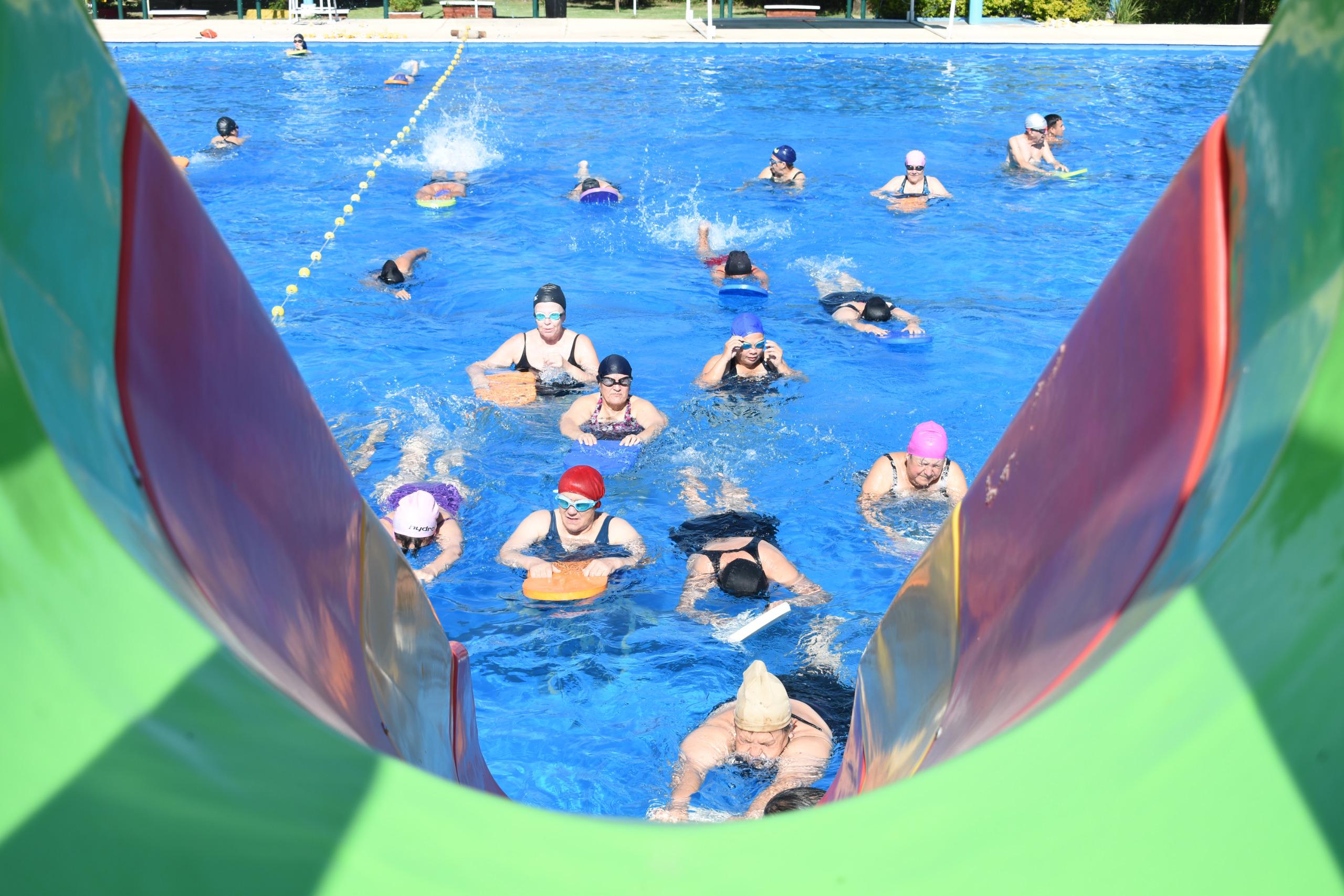 EN REYES, INICIÓ LA COLONIA DE VACACIONES EN EL JAIME ZAPATA