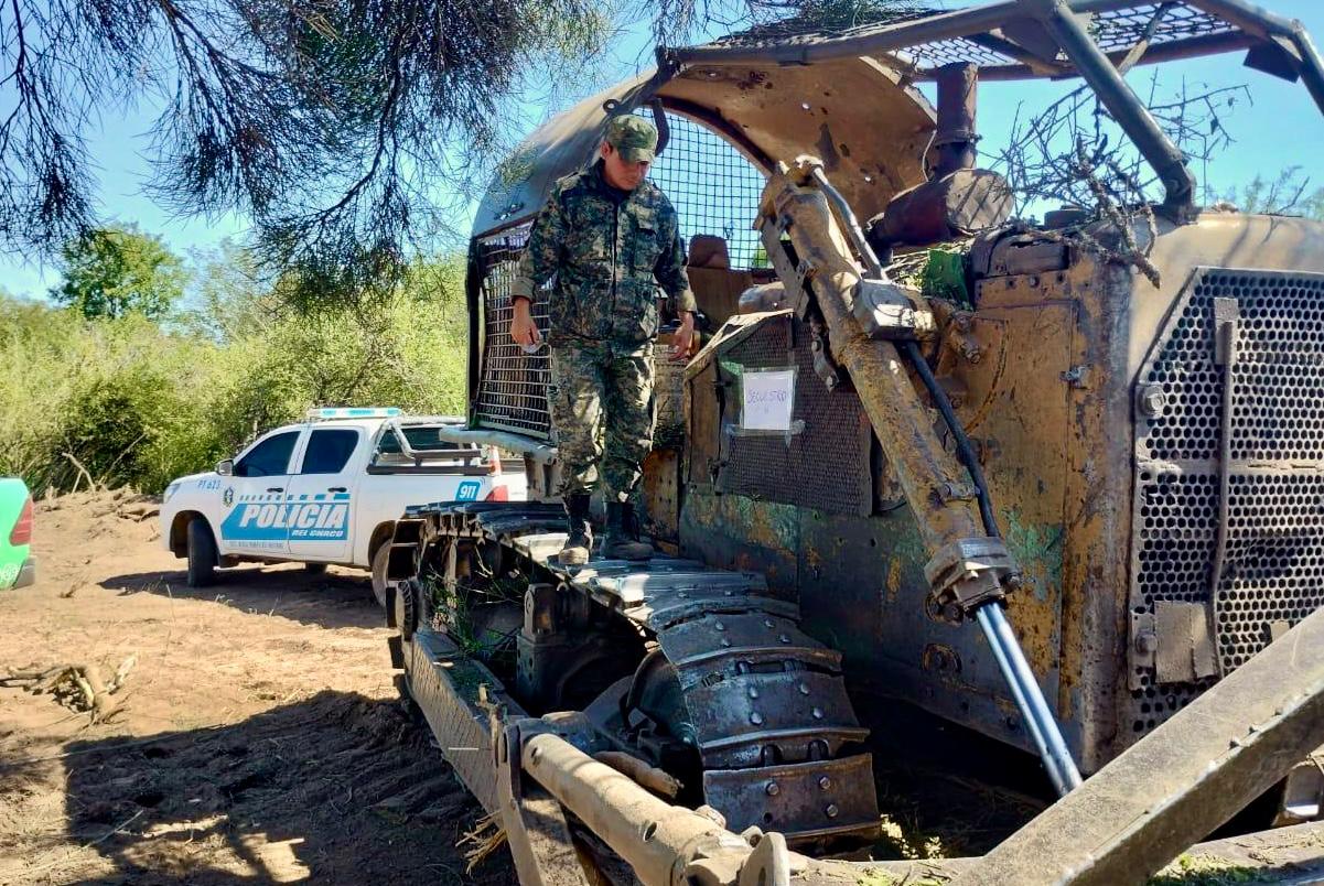 LA DIRECCIÓN DE BOSQUES DEL CHACO DETUVO DOS DESMONTES ILEGALES EN PAMPA DEL INFIERNO Y EN TRES ISLETAS