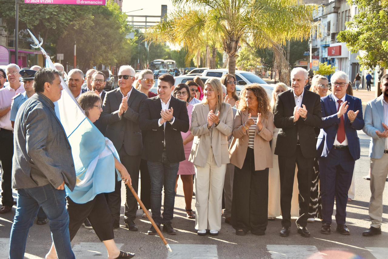 RESISTENCIA HONRÓ SU HISTORIA CON IZAMIENTOS Y CELEBRA 148 AÑOS DE IDENTIDAD Y  RAÍCES