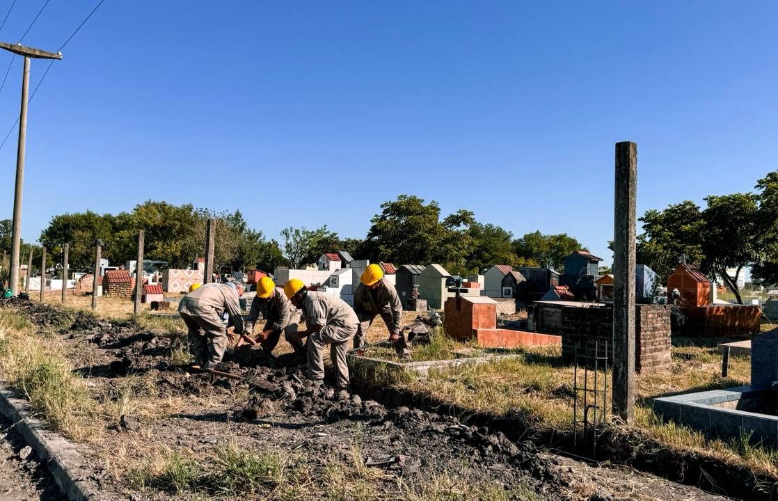 FONTANA: EL GOBIERNO PROVINCIAL SUPERVISÓ EL AVANCE DE OBRAS EN EL CEMENTERIO MUNICIPAL