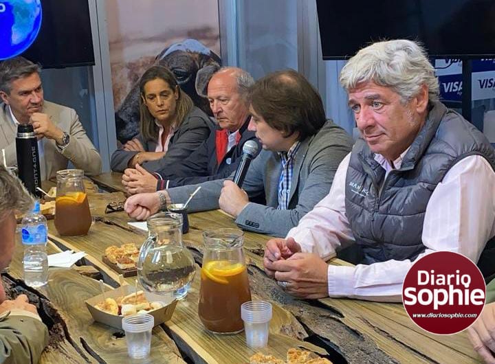 EXPOAGRO 2025: EL GOBERNADOR ZDERO MANTIENE REUNIONES DE TRABAJO Y VINCULACIÓN CON ENTIDADES DEL CAMPO DE TODO EL PAÍS