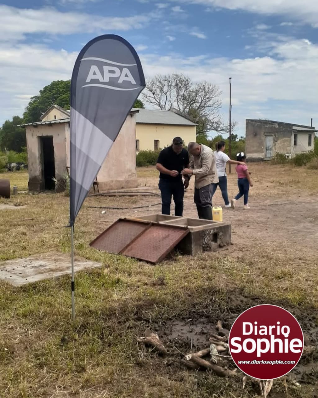 INICIO DEL PROGRAMA DE LIMPIEZA DE ALJIBES EN ESCUELAS RURALES