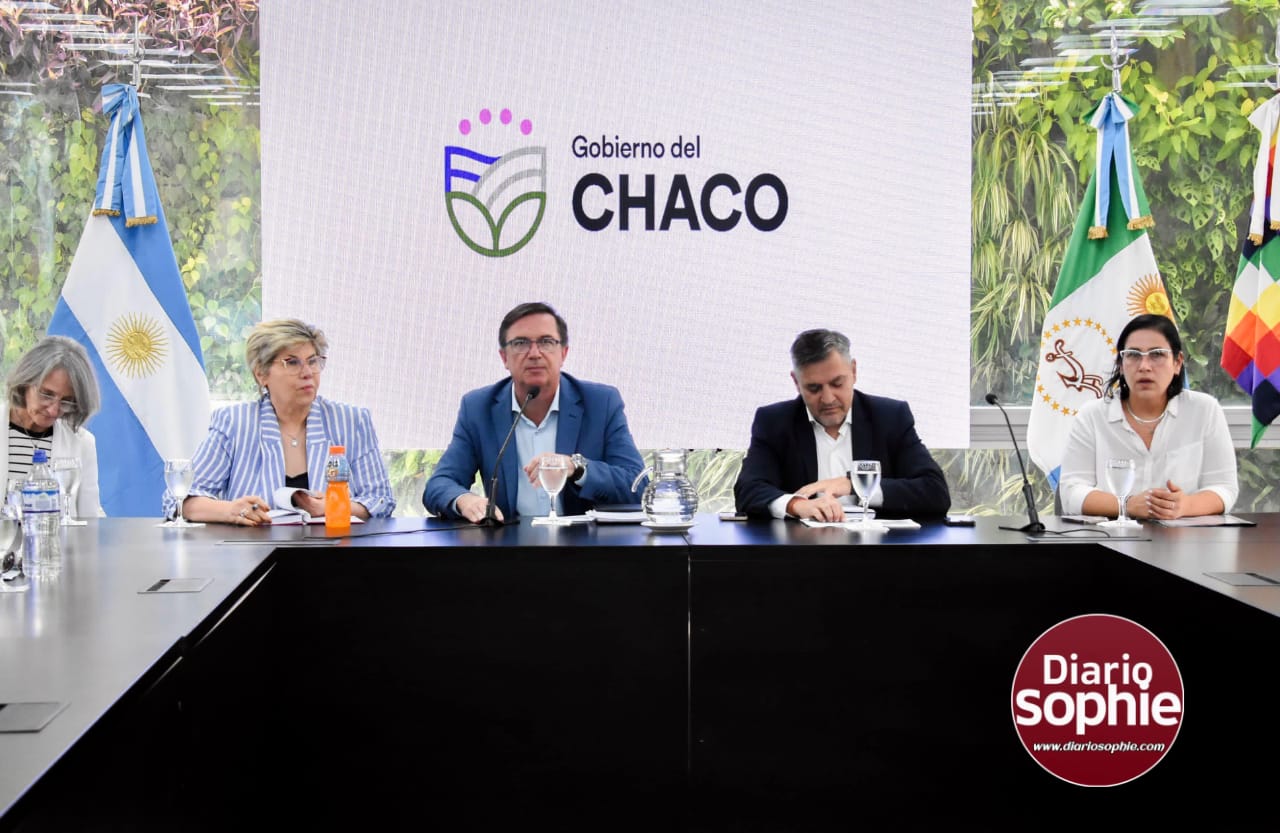 EL GOBIERNO DEL CHACO RECIBIÓ AYER AL SECTOR DOCENTE