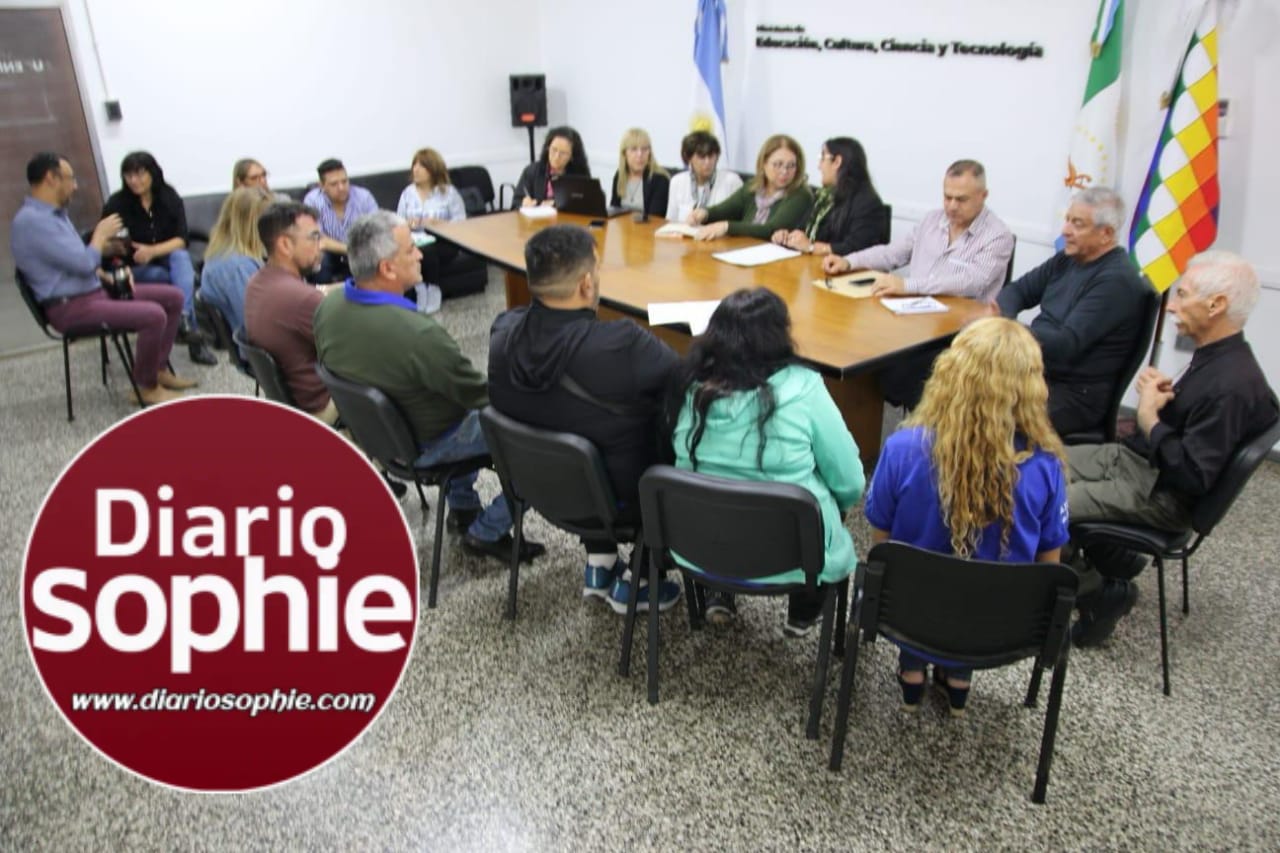 JUNTA DE NIVEL PRIMARIO RESISTENCIA: JUNTA ELECTORAL Y REPRESENTANTES DE LAS LISTAS ULTIMARON DETALLES DE CARA A LAS ELECCIONES PARA RENOVAR MIEMBROS OFICIALES