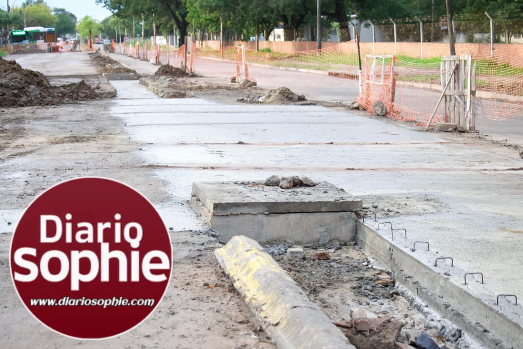 MÁS DESARROLLO PARA RESISTENCIA: AVANZA LA PAVIMENTACIÓN Y LOS DESAGÜES EN LA AVENIDA 9 DE JULIO: “ESTAMOS RECUPERANDO EL PERFIL URBANO DE LA CIUDAD” DIJO EL GOBERNADOR