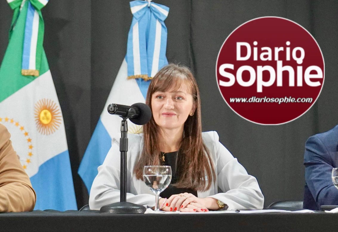 LA VICEGOBERNADORA SCHNEIDER ENCABEZÓ LA APERTURA DEL CURSO “CONSTRUYENDO FORTALEZAS” CON MÁS DE 6000 INSCRIPTOS