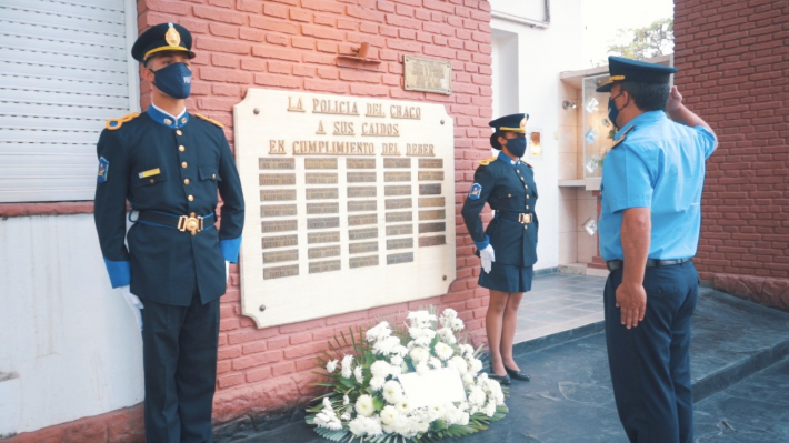 Sentido homenaje de la Policía de Chaco al subcomisario que murió por COVID-19