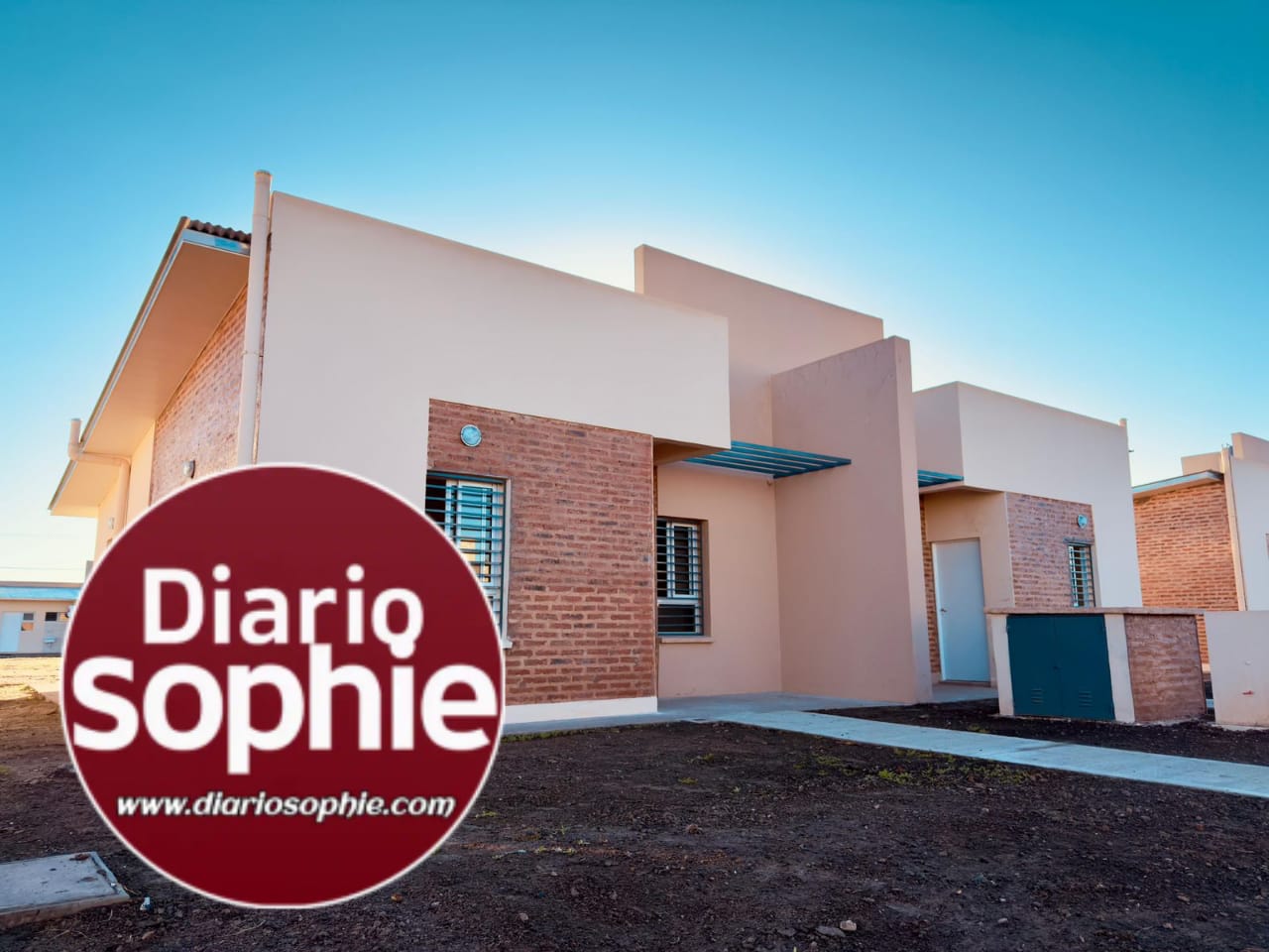 EL GOBERNADOR ZDERO ENTREGÓ VIVIENDAS EN SÁENZ PEÑA: “ESTAMOS CUMPLIENDO NUEVOS SUEÑOS A FAMILIAS CHAQUEÑAS”