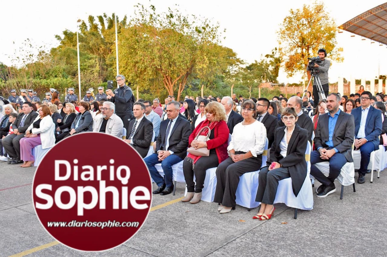 EL GOBIERNO PROVINCIAL ACOMPAÑÓ EL ACTO POR LAS BODAS DE ORO DE LA ESCUELA SECUNDARIA N° 36 “MARTÍN BUBER” DE FONTANA