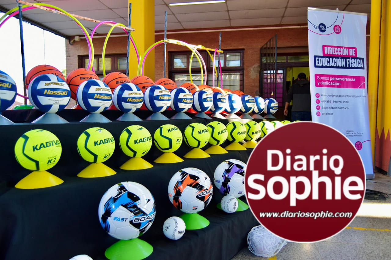 UN ANTES Y UN DESPUÉS PARA EL IMPENETRABLE: EL GOBERNADOR ZDERO ENTREGÓ KITS DE ÚTILES ESCOLARES Y ELEMENTOS DEPORTIVOS PARA ESCUELAS DE LA REGIÓN