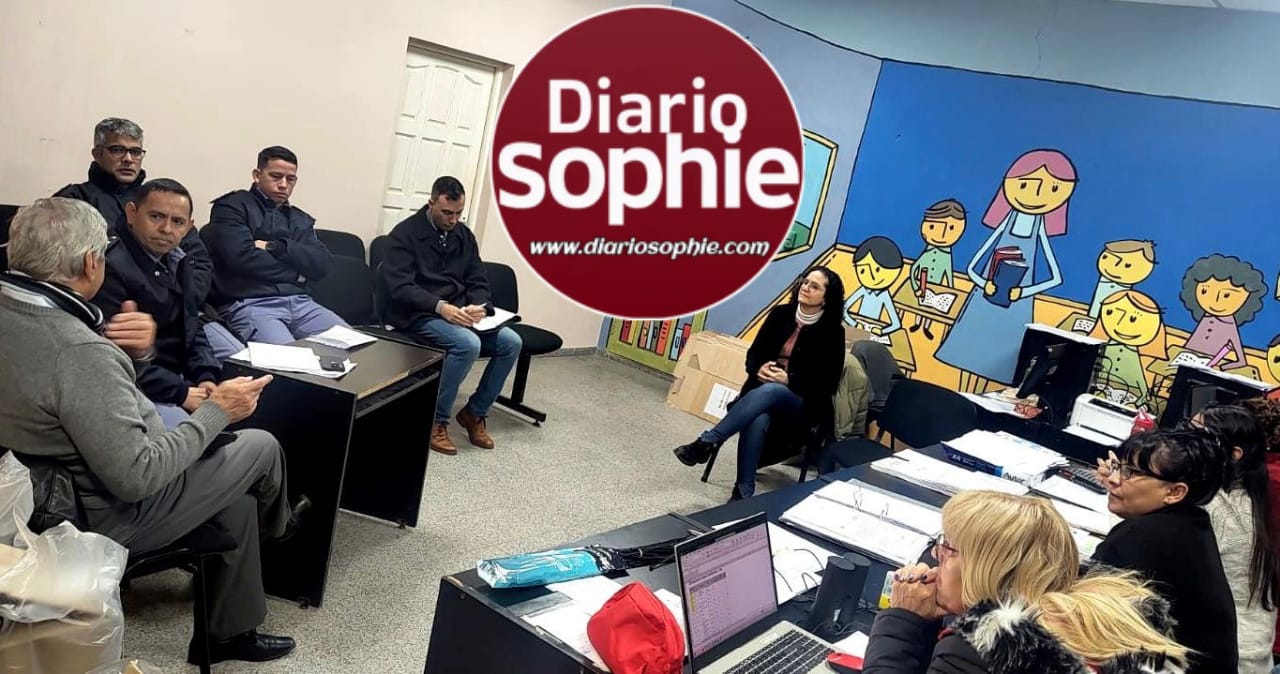EDUCACIÓN PREPARA OPERATIVO PARA LAS ELECCIONES DE LA JUNTA DE CLASIFICACIÓN DE NIVEL PRIMARIO DE RESISTENCIA