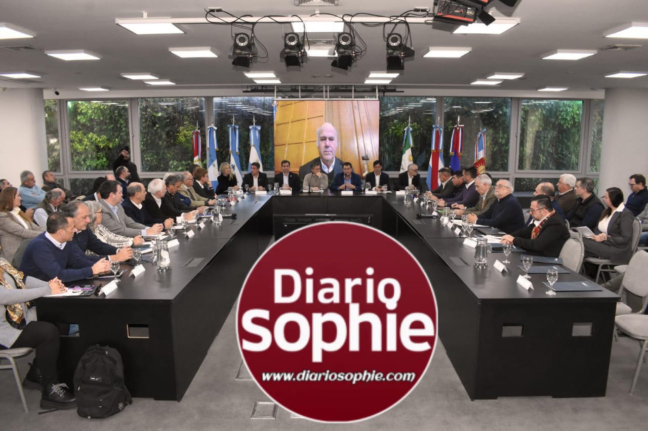 ARGENTINA PUEDE SALIR ADELANTE DE LA MANO DEL CAMPO”: EL GOBERNADOR ZDERO ACOMPAÑÓ LA REUNIÓN DEL CONSEJO FEDERAL AGROPECUARIO