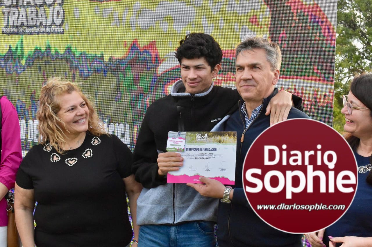 OFICIOS QUE ABREN PUERTAS: “EL TRABAJO ES EL CAMINO PARA SALIR ADELANTE” DIJO EL GOBERNADOR ZDERO