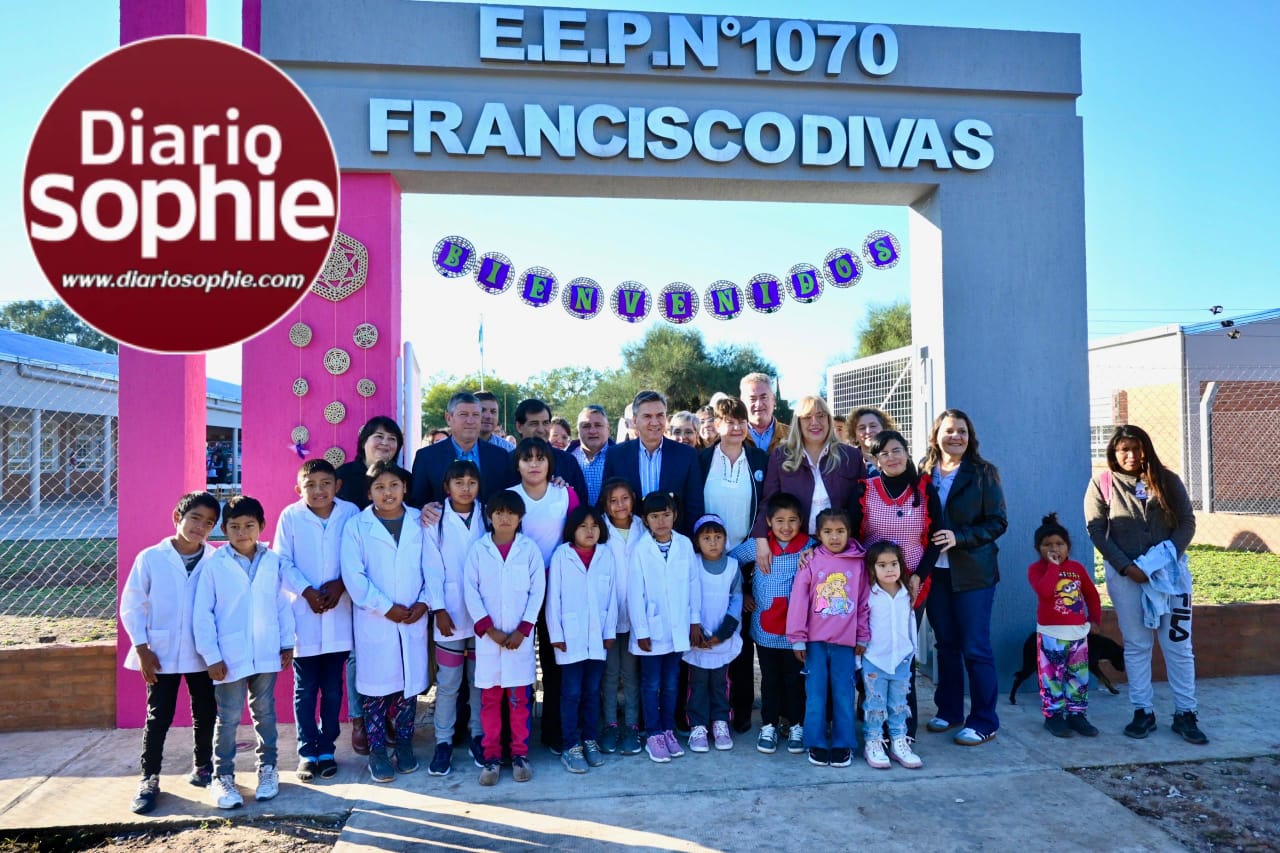 EL ESPINILLO: EL GOBERNADOR ZDERO HABILITÓ EL NUEVO EDIFICIO DE LA EEP N° 1070 Y EL SISTEMA DE CONECTIVIDAD STARLINK PARA 11 ESTABLECIMIENTOS DE LA ZONA