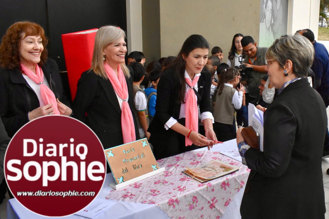 SE INICIÓ LA FERIA DEL LIBRO 2025 “CHACO LEE” EN RESISTENCIA, EN FONTANA Y EN SAN MARTÍN