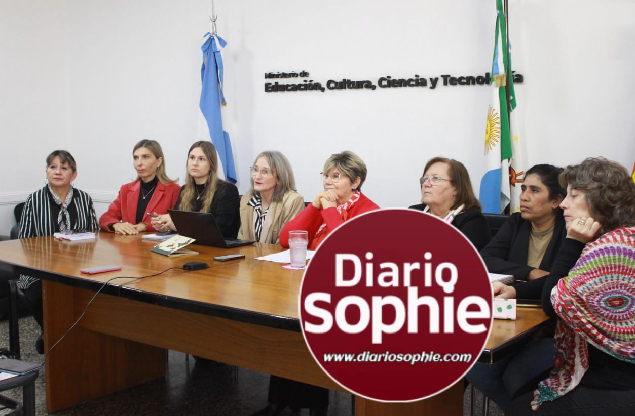 LA MINISTRA NAIDENOFF ANUNCIÓ LA PUESTA EN MARCHA DEL PROGRAMA ESCUELAS ALFA EN RED  