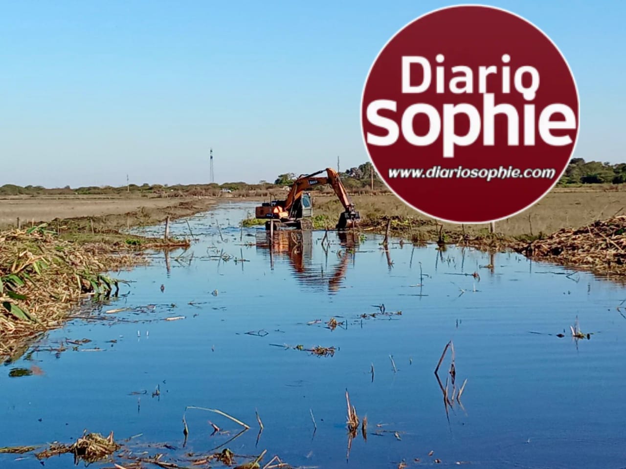 ZONA RURAL DE PLAZA: EL GOBIERNO PROVINCIAL AVANZA CON OBRAS DE DRENAJE EN EL CENTRO CHAQUEÑO