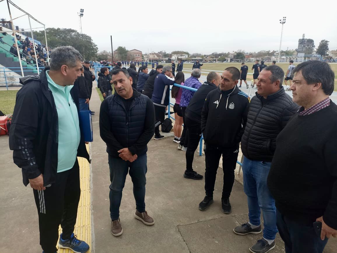 ALREDEDOR DE 200 ÁRBITROS DE LA REGIÓN FUERON EVALUADOS EN EL JAIME ZAPATA