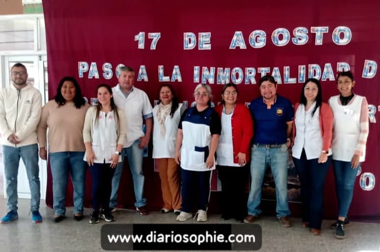 UN ACTO CONMOVEDOR HONRÓ AL PADRE DE LA PATRIA EN FUERTE ESPERANZA.