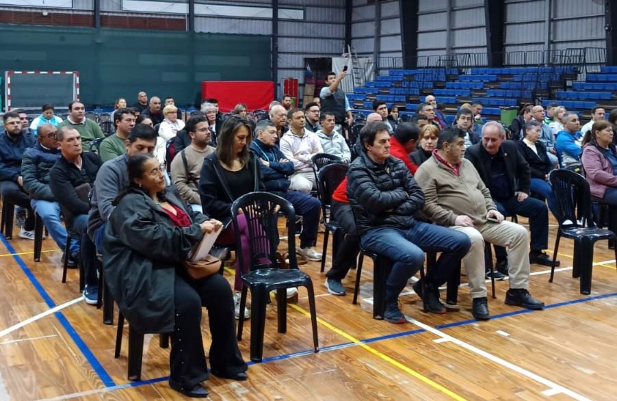 ENTIDADES DEPORTIVAS SE CAPACITARON EN EL POLIDEPORTIVO JAIME ZAPATA