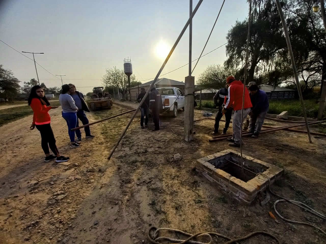 FUERTE ESPERANZA: EL GOBIERNO PROVINCIAL MEJORA LA PROVISIÓN DE AGUA PARA ACTIVIDADES PRODUCTIVAS EN EL IMPENETRABLE