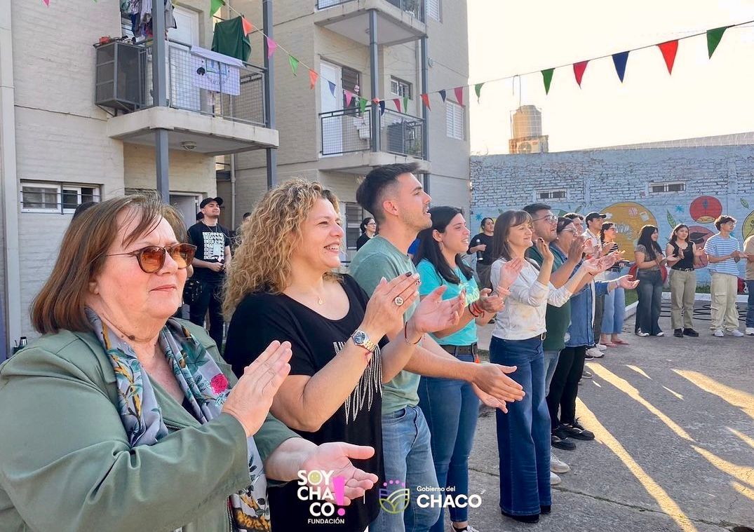 RESIDENCIA ESTUDIANTIL N°1: LA VICEGOBERNADORA SCHNEIDER ACOMPAÑÓ HOY LA CELEBRACIÓN DE LOS ESTUDIANTES