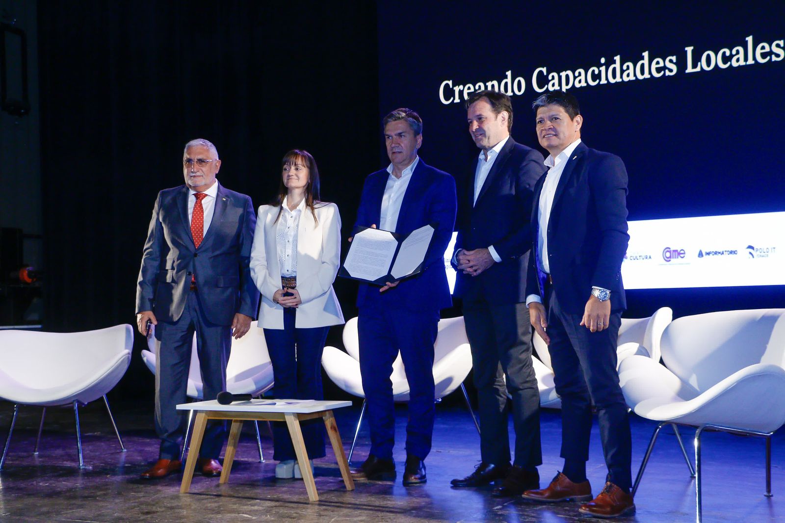 EL GOBIERNO PROVINCIAL APOYA EL CRECIMIENTO DEL SECTOR PRIVADO: SE LANZÓ “CREANDO CAPACIDADES LOCALES”