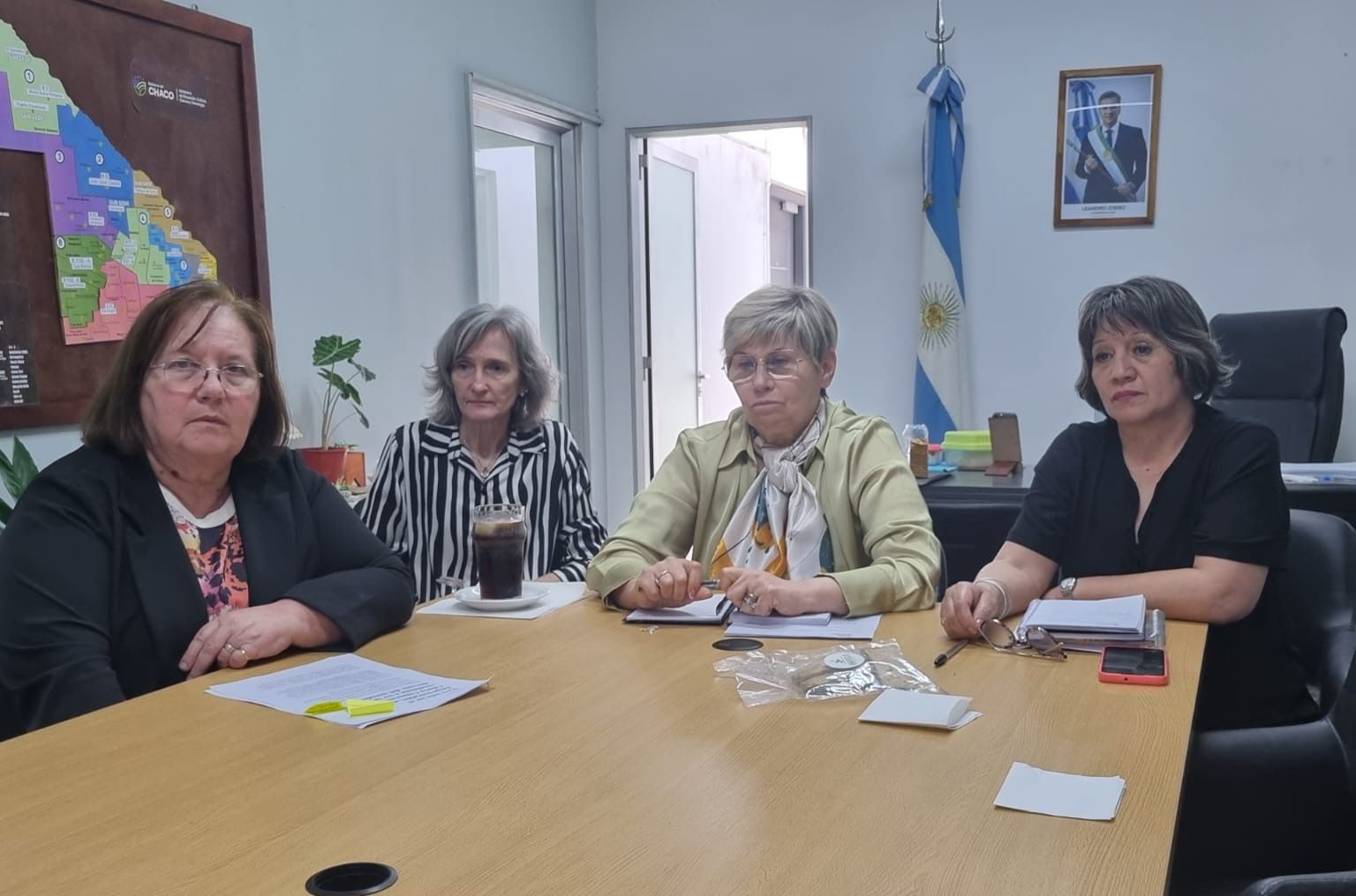 AUTORIDADES DE EDUCACIÓN FELICITARON A GLORIA CISNEROS, MAESTRA CHAQUEÑA PRESELECCIONADA PARA UN PREMIO INTERNACIONAL