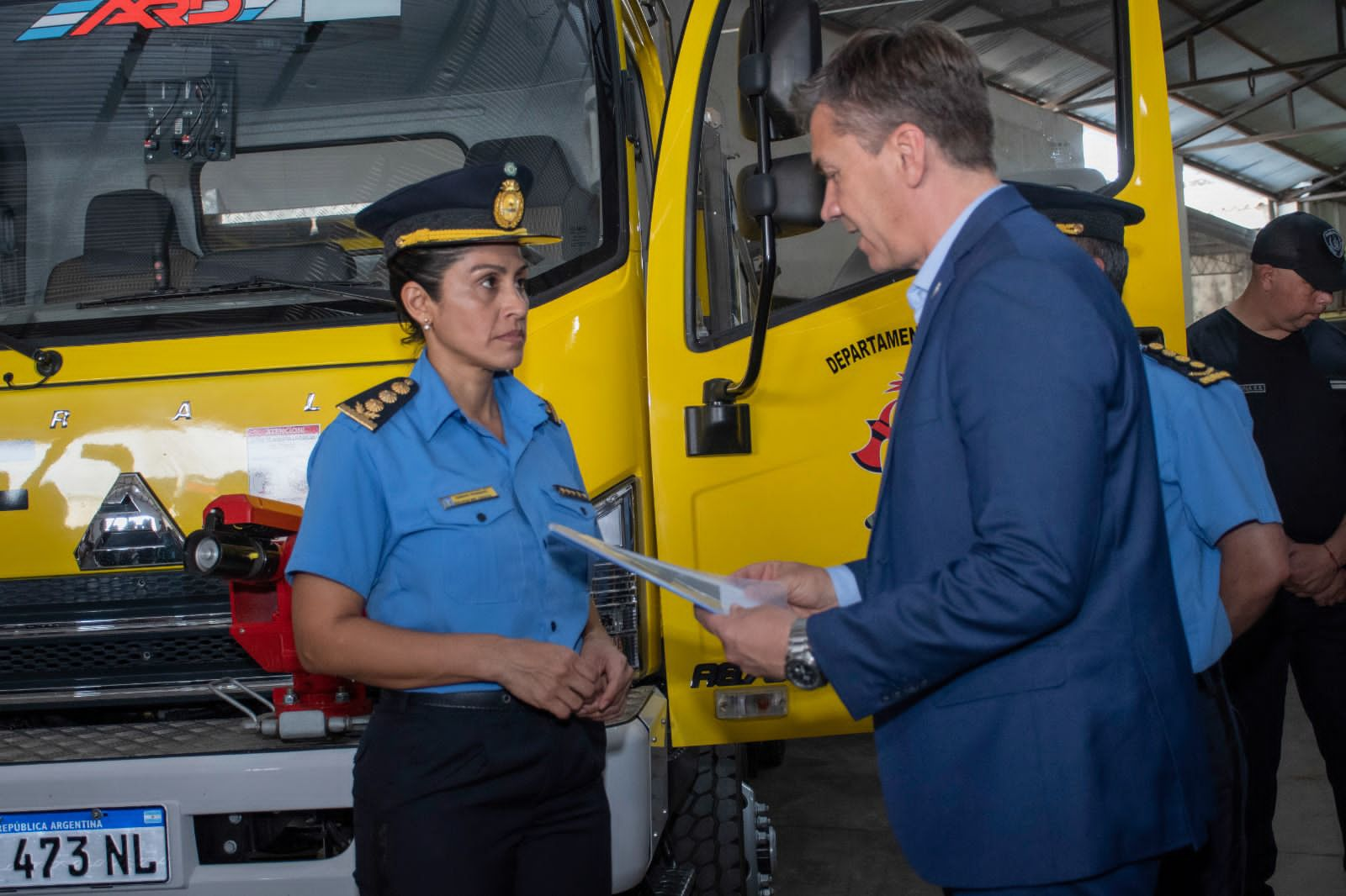 ZDERO INAUGURÓ LAS REFACCIONES EN LA ESTACIÓN DE BOMBEROS Y ANUNCIÓ LA INCORPORACIÓN DE NUEVOS AGENTES