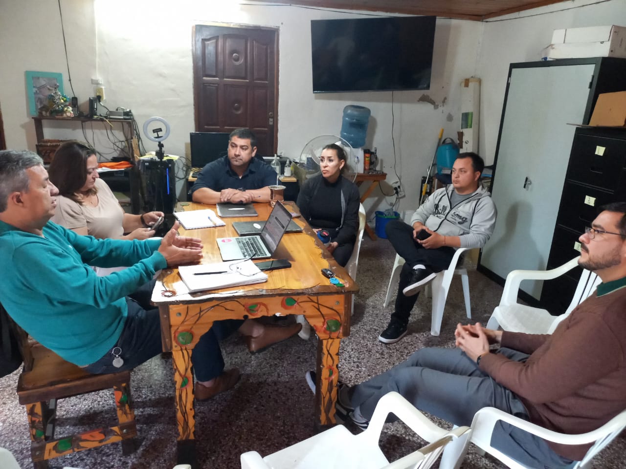 CANDIDATOS DE VAMOS CHACO SE REUNIERON CON LA COMISIÓN DIRECTIVA DEL COLEGIO DE ENFERMERÍA
