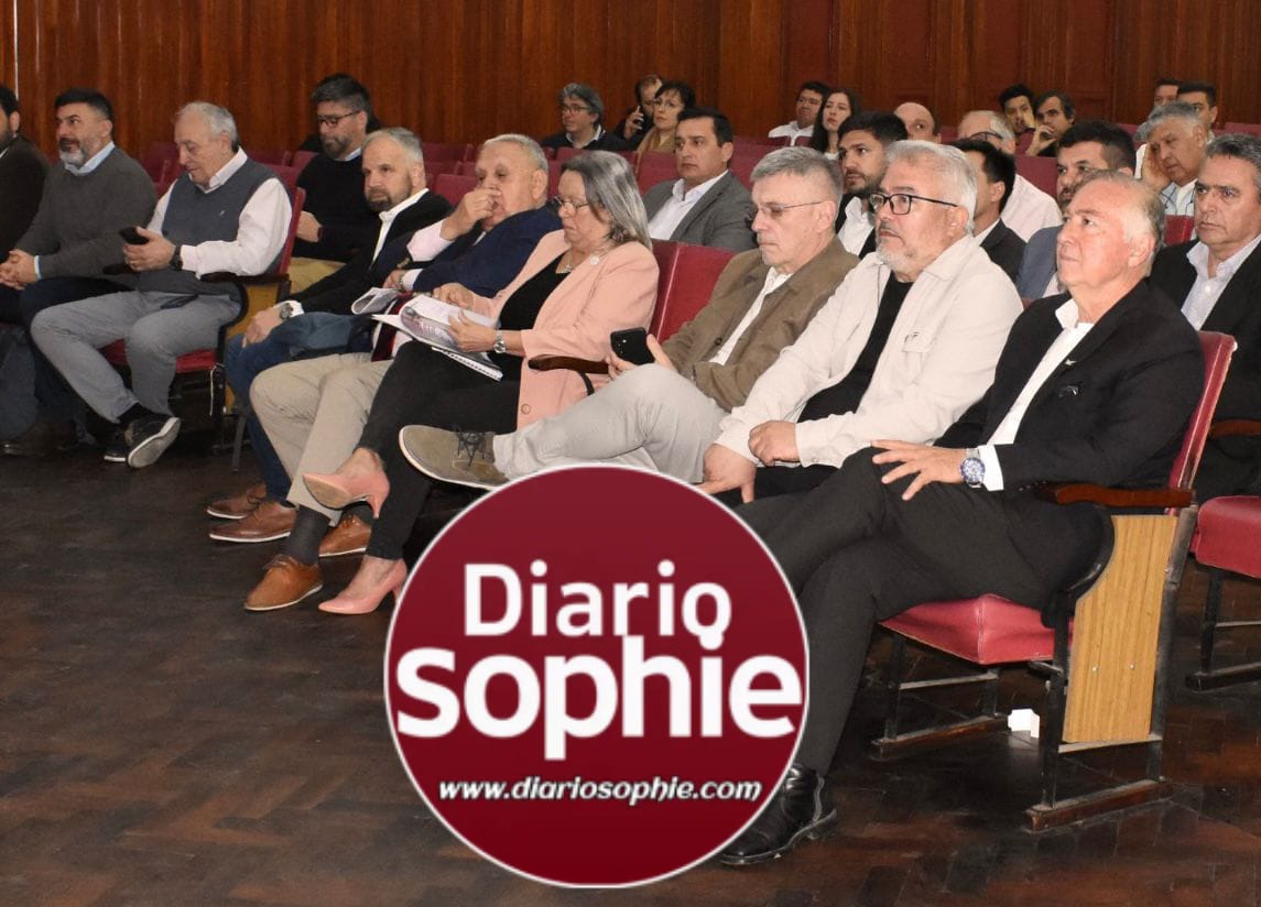 PUERTO DE BARRANQUERAS: SE REALIZÓ LA CONFERENCIA “NODO LOGÍSTICO DEL NORTE, VISIONES SOBRE SU PRESENTE Y POTENCIAL”