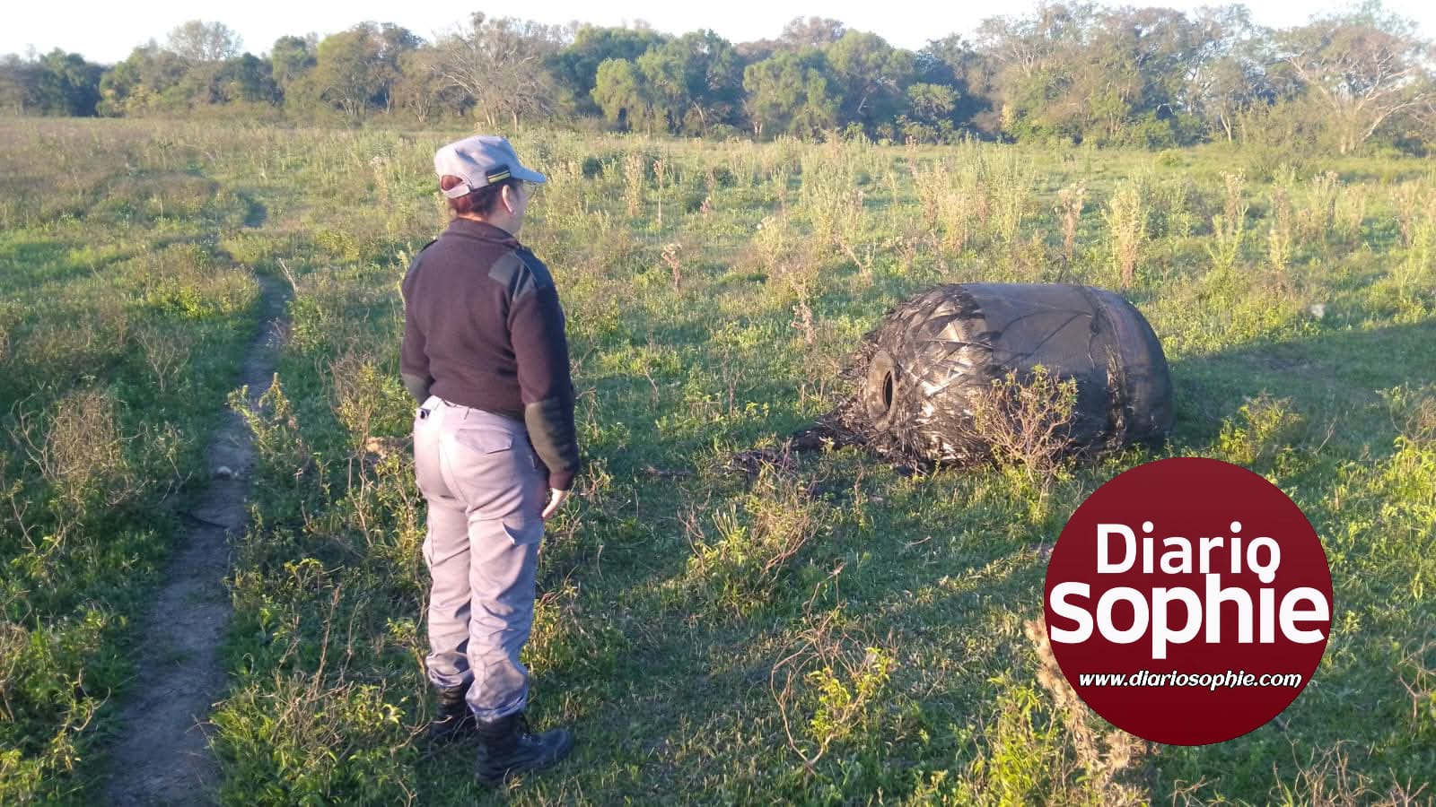 ¡INSÓLITO! UN OBJETO METÁLICO CAYÓ DEL CIELO EN PUERTO TIROL