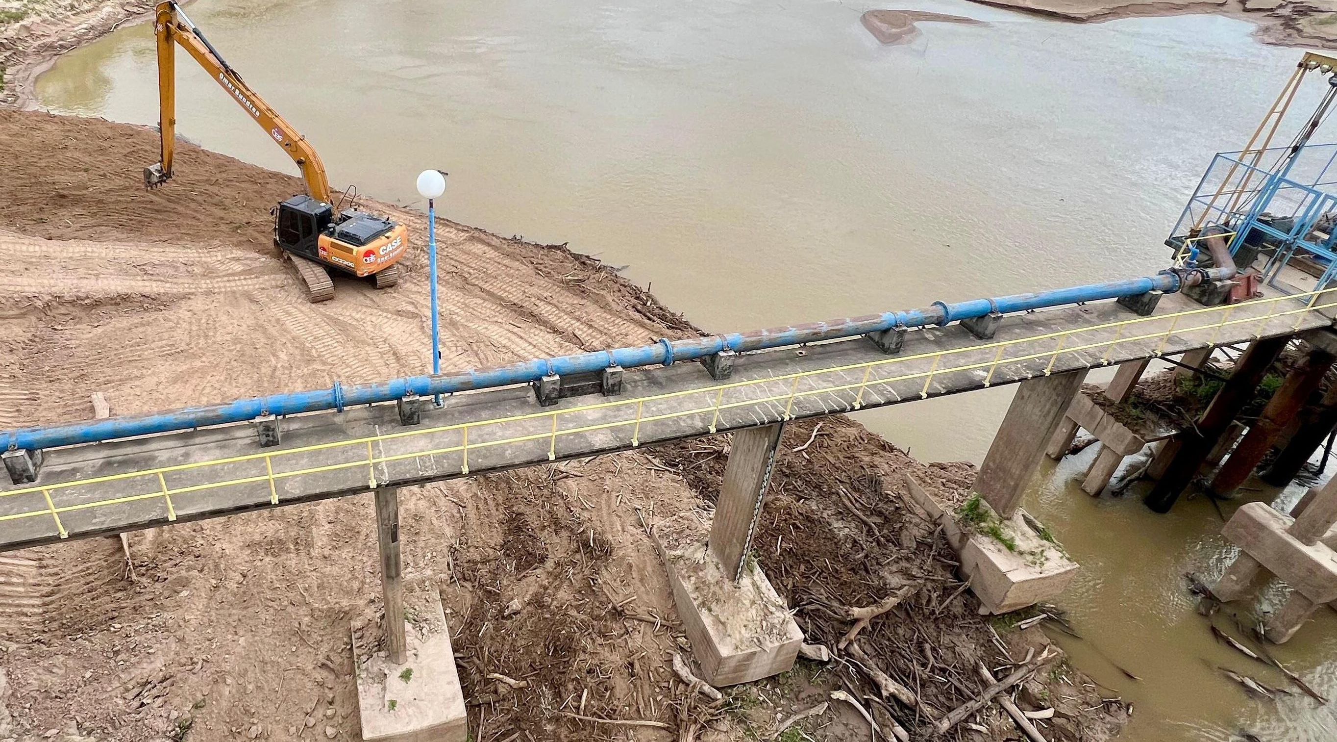 PUENTE LIBERTAD: SAMEEP REALIZÓ LA LIMPIEZA EN LA TOMA DE AGUA CRUDA DEL RÍO BERMEJO