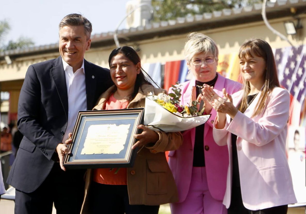 EL GOBERNADOR ZDERO INAUGURÓ HOY LA FERIA IBEROAMERICANA DEL LIBRO: “ESTAMOS COMPROMETIDOS CON LA EDUCACIÓN, LA CULTURA Y CON NUESTRO CHACO”, MANIFESTÓ.