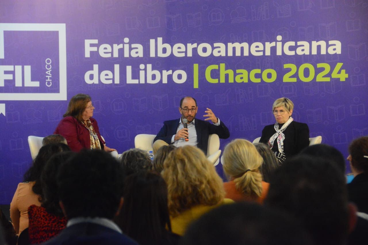 FERIA IBEROAMERICANA DEL LIBRO: CONVERSATORIO SOBRE LA POLÍTICA EDUCATIVA CON UNA MIRADA FEDERAL EN LA ALFABETIZACIÓN