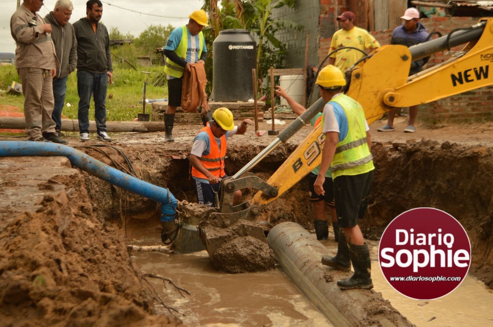 SAMEEP REPARÓ EL ACUEDUCTO NORTE Y NORMALIZÓ EL SERVICIO EN RESISTENCIA Y BARRANQUERAS.