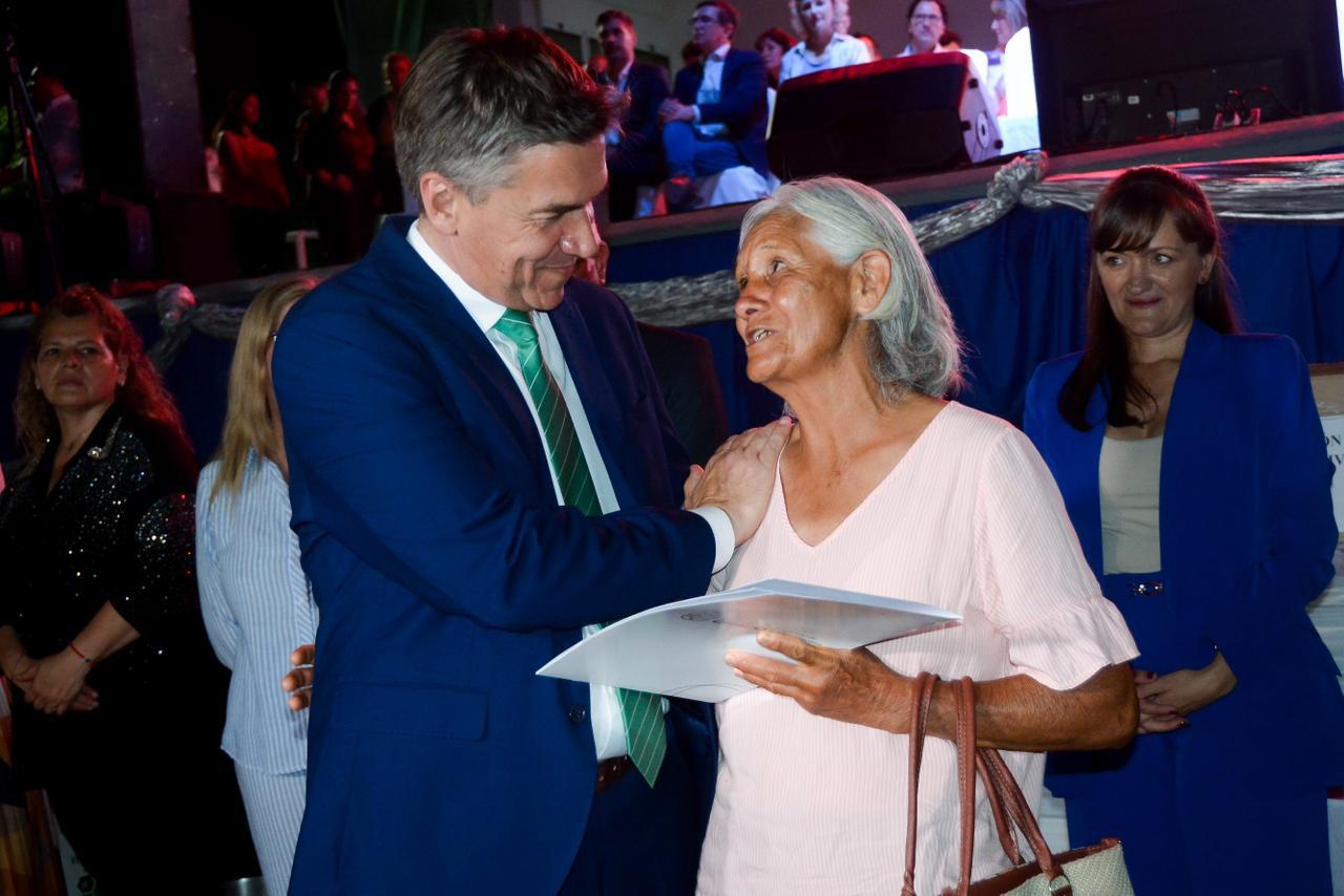 CHARATA CELEBRÓ SUS 111 AÑOS CON EL ACOMPAÑAMIENTO DEL GOBERNADOR LEANDRO ZDERO