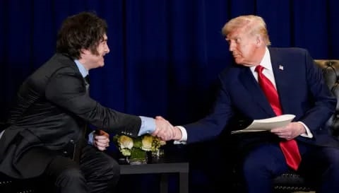 JAVIER MILEI SE REÚNE CON DONALD TRUMP EN LA CASA BLANCA PARA AFINAR VÍNCULOS.