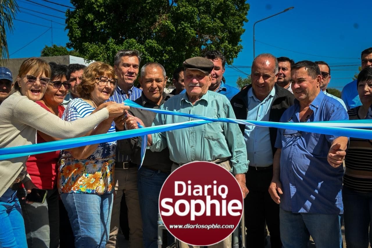 PLAN PROVINCIAL DE URBANIZACIÓN: EL GOBERNADOR ZDERO INAUGURÓ MÁS Y NUEVAS CUADRAS DE PAVIMENTO EN LAS BREÑAS.