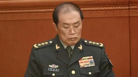 LA PURGA ANTICORRUPCIÓN DE XI JINPING ALCANZA A NUEVE ALTOS MANDOS MILITARES EN CHINA. .