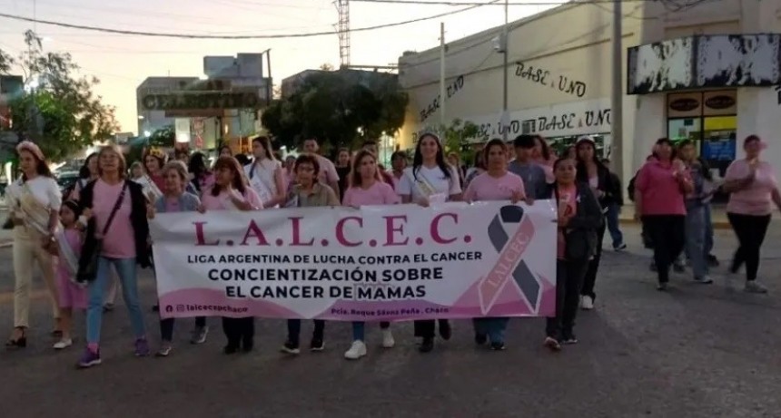 GRAN CONCURRENCIA EN LA CAMINATA ROSA DE SÁENZ PEÑA POR LA CONCIENTIZACIÓN DEL CÁNCER DE MAMA