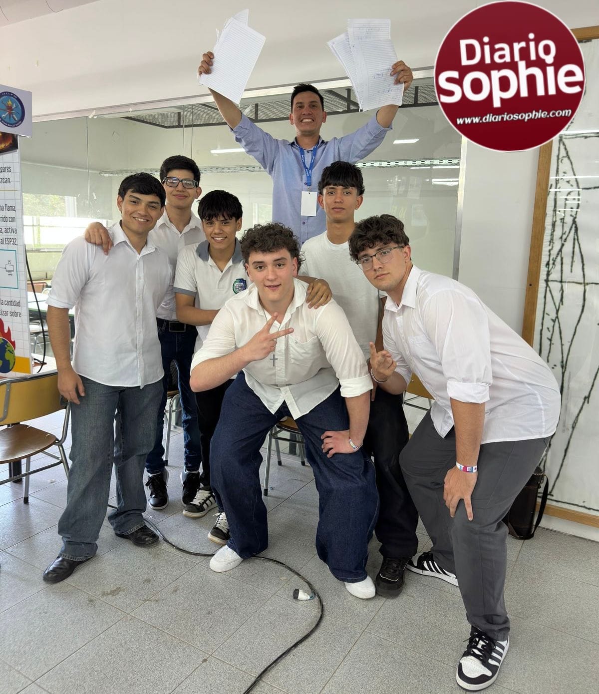 ESTUDIANTES CHAQUEÑOS SE DESTACARON EN LAS OLIMPIADAS NACIONALES DE INFORMÁTICA, INNOVACIÓN, ELECTRÓNICA Y TECNOLOGÍA.