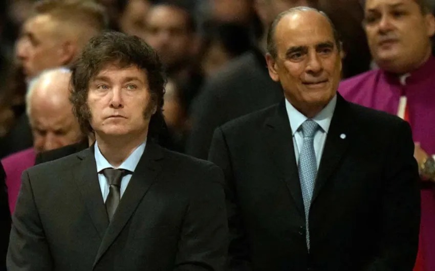 FRANCOS SOBRE SU FUTURO EN EL GOBIERNO: 