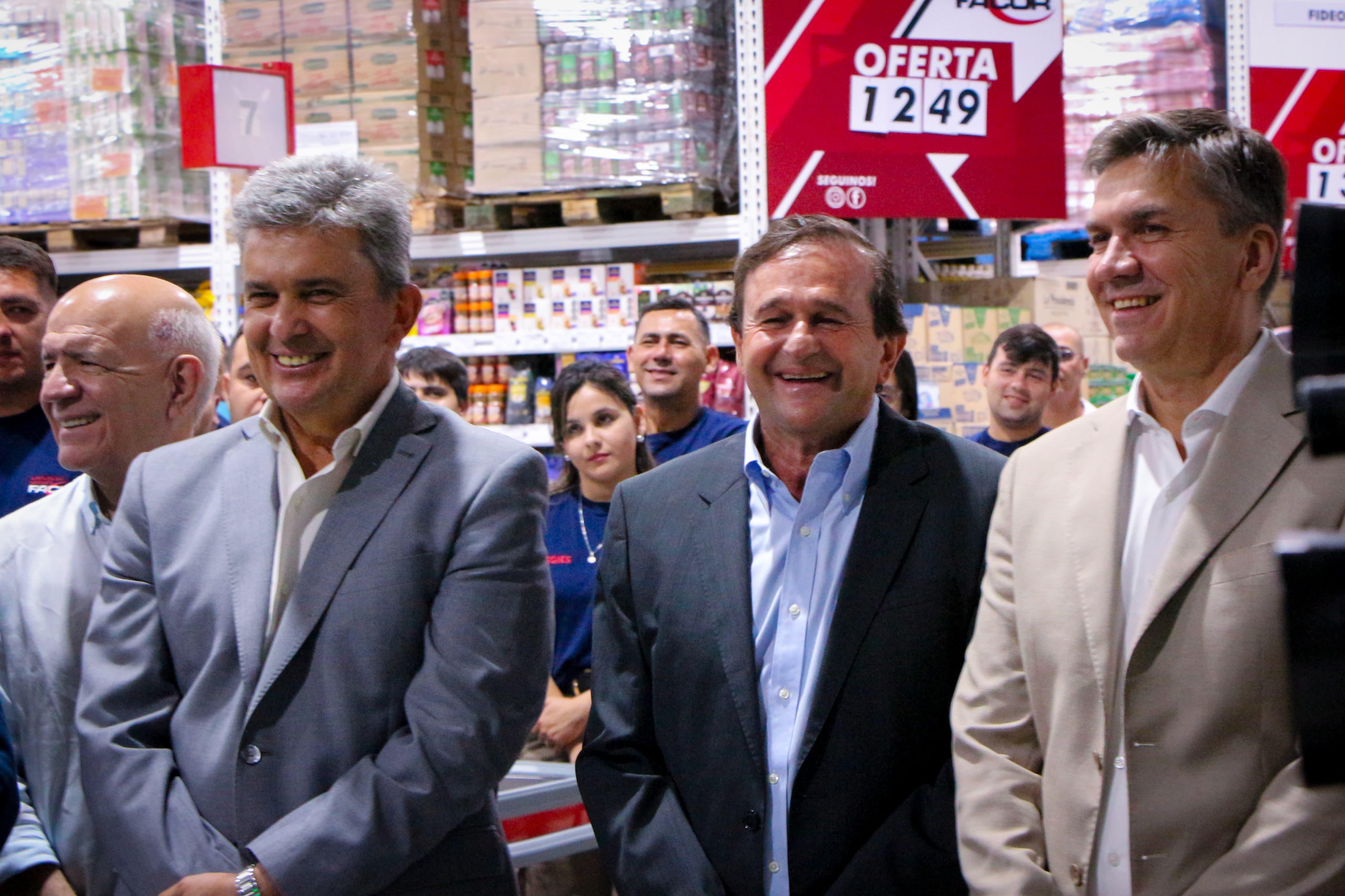 EL GOBERNADOR ZDERO ACOMPAÑÓ LA INAUGURACIÓN DEL PRIMER SUPERMERCADO MAYORISTA FACOR EN CHACO: “ES UNA APUESTA MÁS AL COMERCIO DE NUESTRA PROVINCIA”, MANIFESTÓ