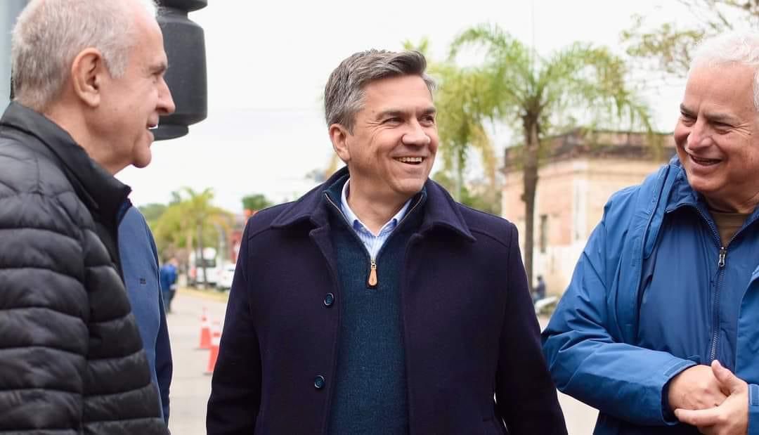 EL GOBIERNO PROVINCIAL AVANZA CON LA PAVIMENTACIÓN DE LA AV. 9 DE JULIO