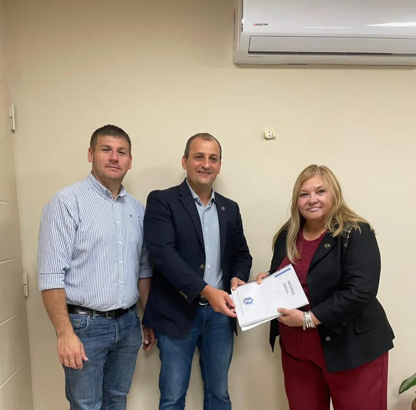 LA LEGISLATURA RECIBIÓ EL INFORME ANUAL 2025 DEL OCI DE LA POLICÍA DEL CHACO