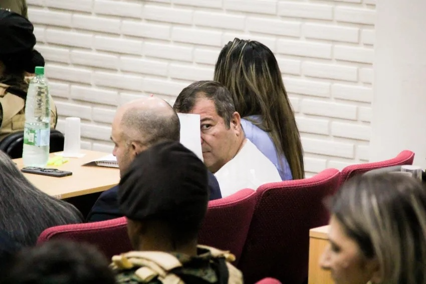 JUICIO POR CECILIA POR DENTRO: EMERENCIANO SENA SE DEJÓ VER LA CARA POR PRIMERA VEZ