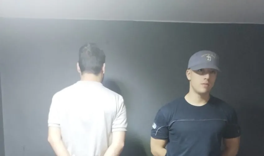 TRAS ESTAR PRÓFUGO, SE ENTREGÓ EL ABOGADO BONIARDI CABRA Y QUEDÓ DETENIDO